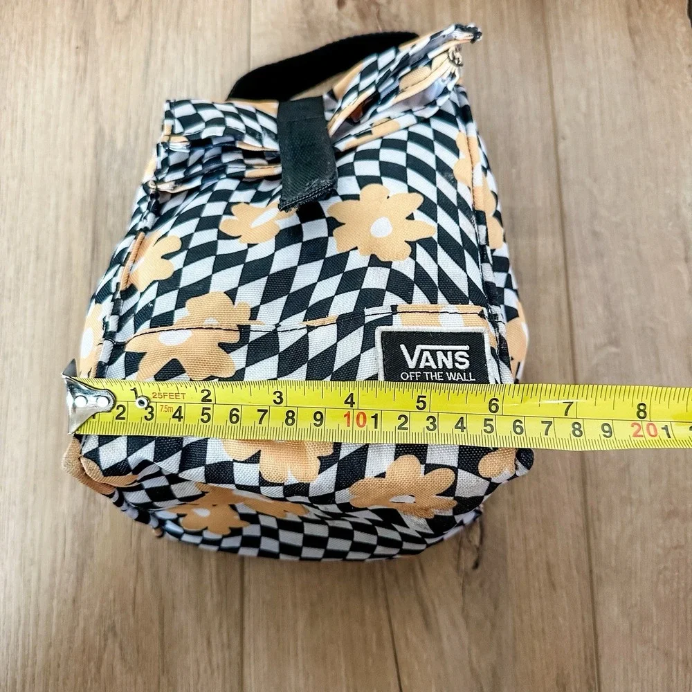 Vans Off The Wall Lunch Box Floral Checkered Black And White‎ Insulated